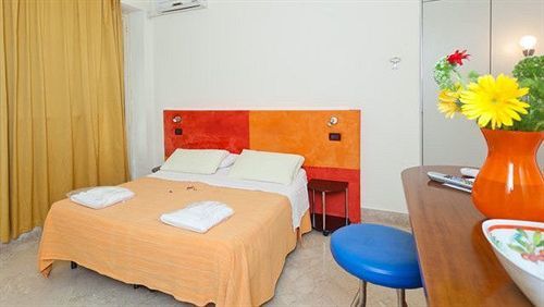 Hotel Rainbow Palermo Exterior photo